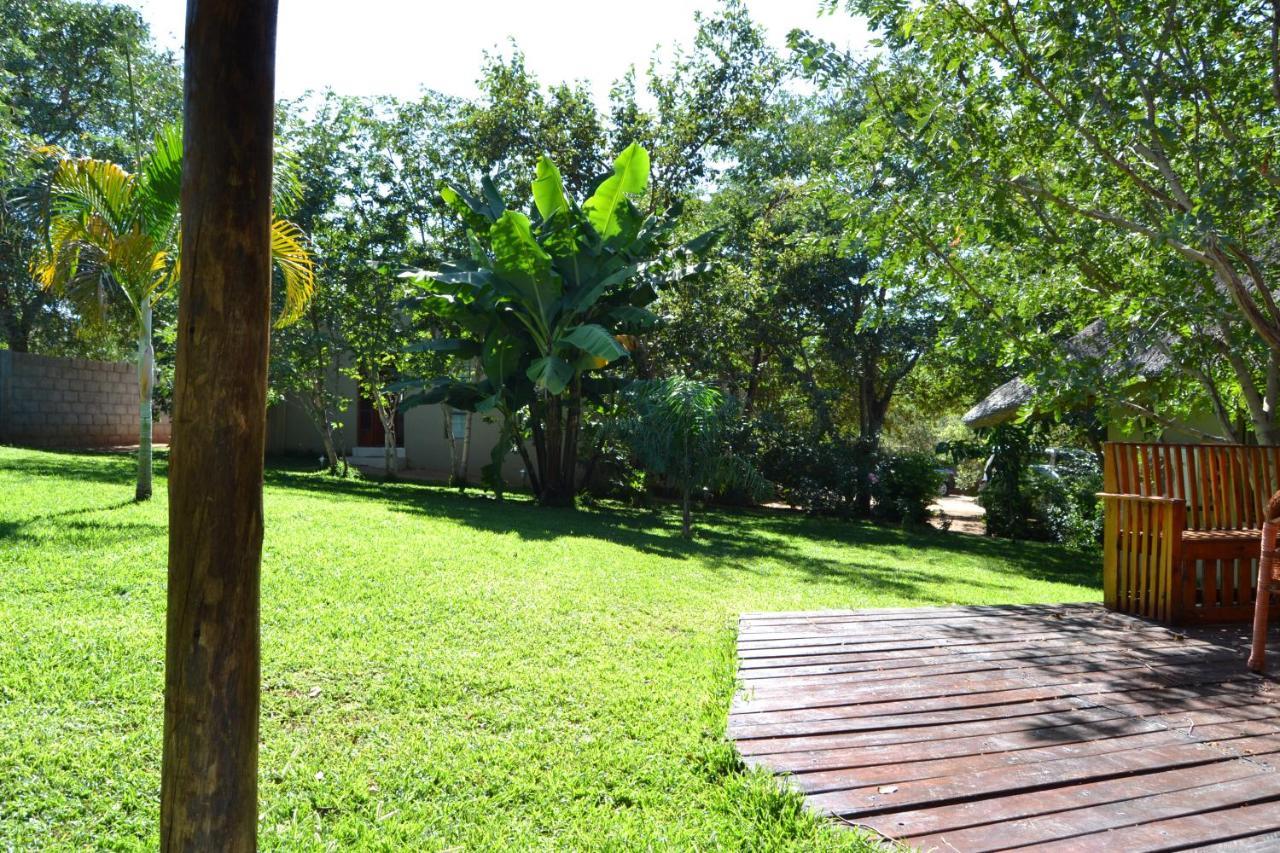 Chobe Sunset Chalets Lesoma ภายนอก รูปภาพ