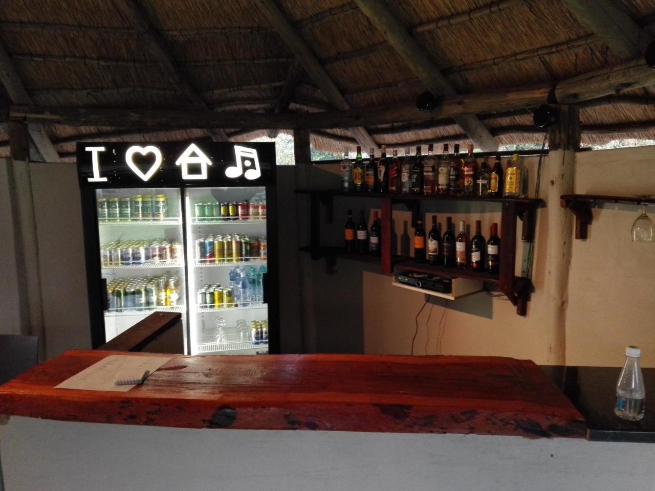 Chobe Sunset Chalets Lesoma ภายนอก รูปภาพ