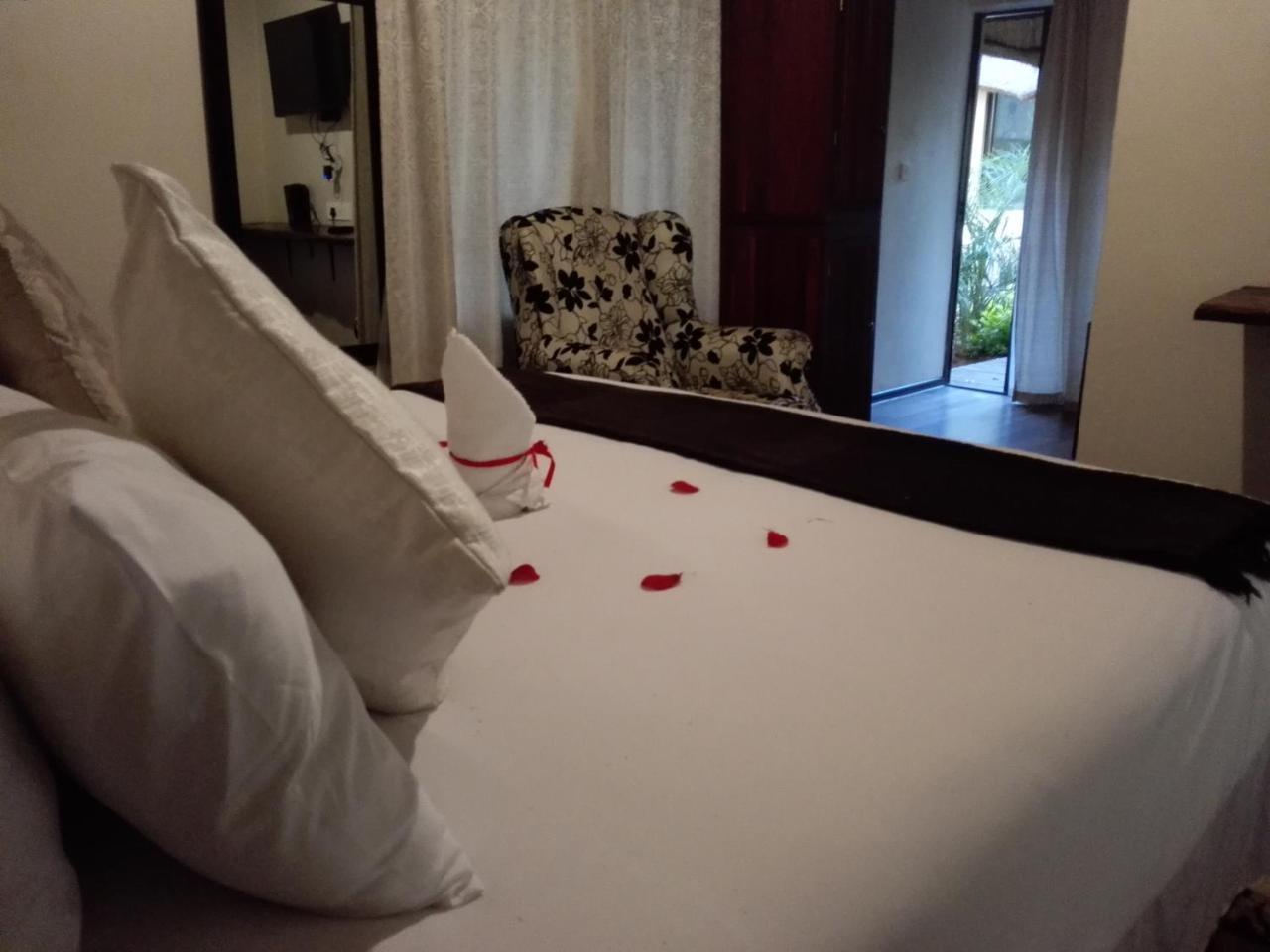 Chobe Sunset Chalets Lesoma ภายนอก รูปภาพ