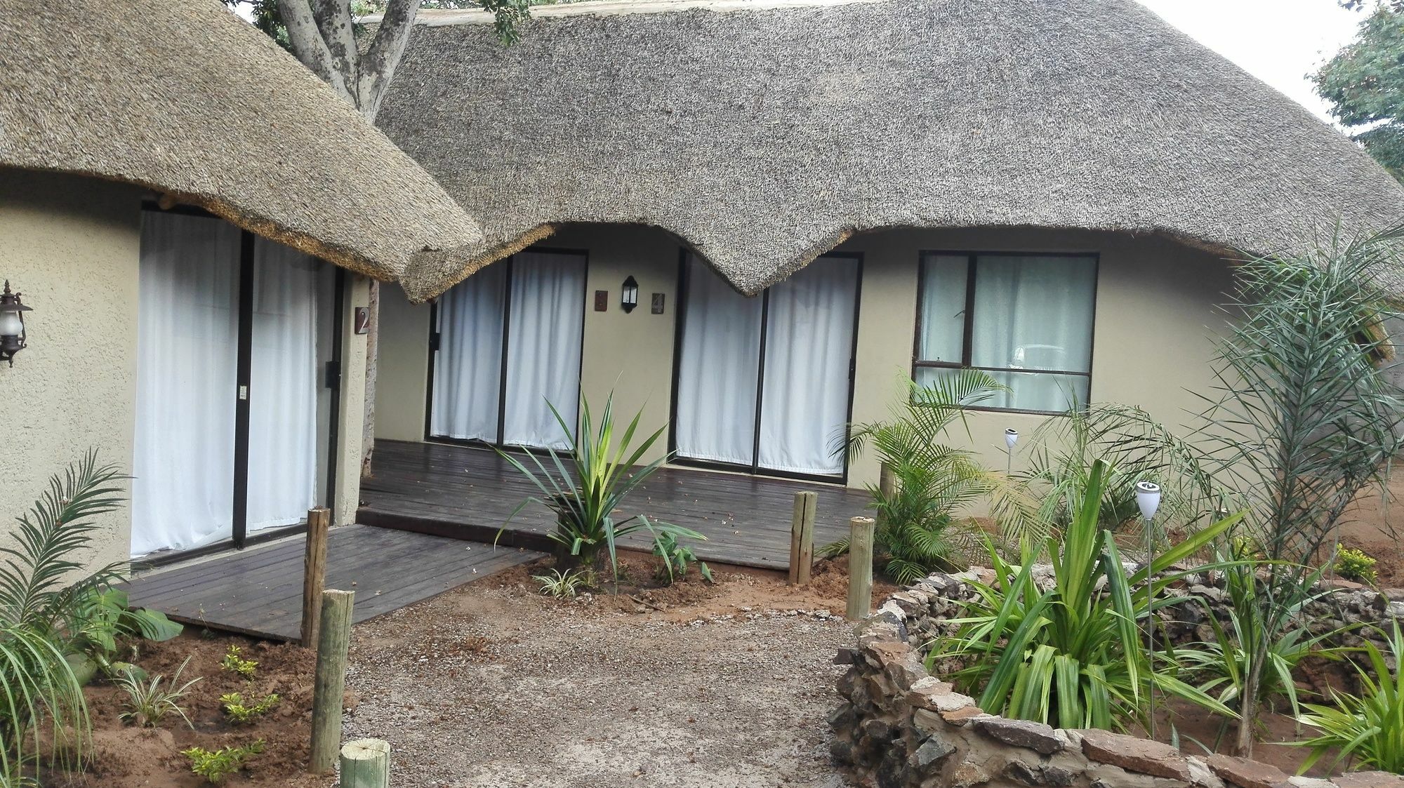 Chobe Sunset Chalets Lesoma ภายนอก รูปภาพ